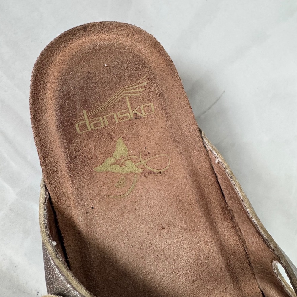 Dansko Metallic Taupe Leather Strappy Slide Sandals Adjustable Concho Comfort 39 - Picture 10 of 15